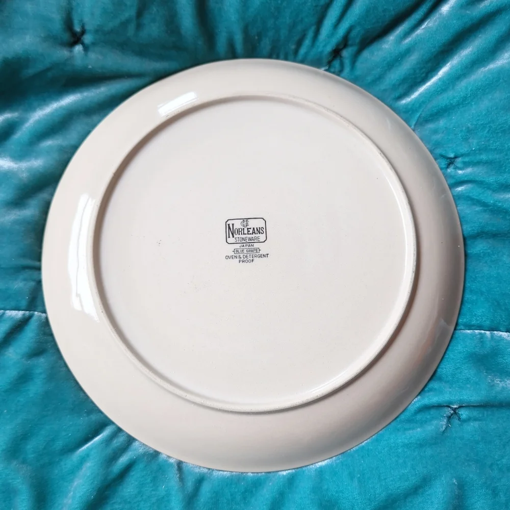 Elegant! Vintage Norleans 